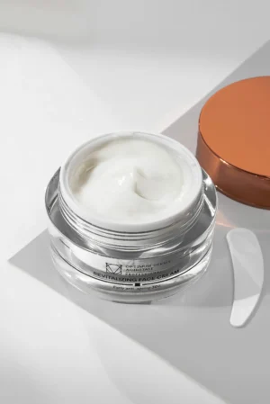 JAUNINAMASIS VEIDO KREMAS 30+ SU GINTARO RŪGŠTIMI IR KOLAGENU, 50 ML Kremai 2